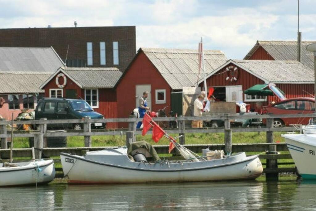 Hyggeligt Lille Byhus Lige Mellem Havnen Og Bytorv Ringkobing Exterior photo